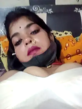 Snapshot of Rachna_Love chatting on 09-28-25, 11:39 Rachna Love online show from 09-28-25, 11:39