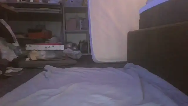 lu official1 online show from 03-26-26, 08:18