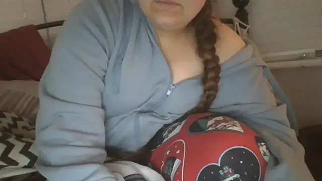 lu official1 online show from 11-11-25, 07:52