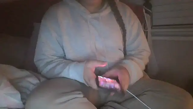 Snapshot of lu_official1 chatting on 02-21-26, 09:50 lu official1 online show from 02-21-26, 09:50