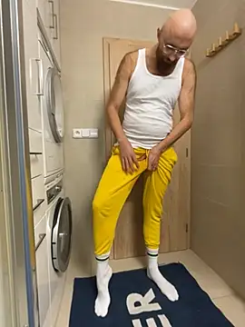 smint06 online show from 10-27-25, 07:37