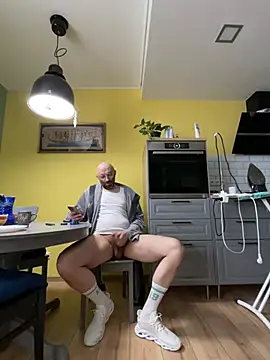 smint06 online show from 03-25-26, 10:36