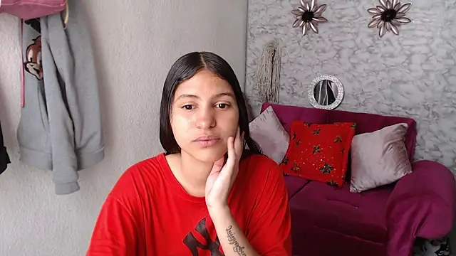 Evagirl69 online show from 12-17-25, 06:24