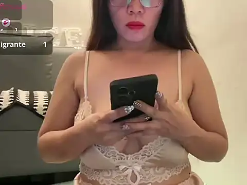 candiceempire online show from 01-06-26, 07:45