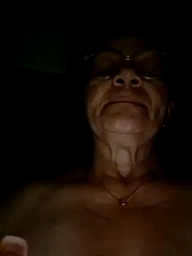 Snapshot of Vickysweeeettt chatting on 05-12-26, 01:13 Vickysweeeettt online show from 05-12-26, 01:13