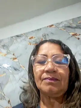 Snapshot of Vickysweeeettt chatting on 05-25-26, 06:50 Vickysweeeettt online show from 05-25-26, 06:50