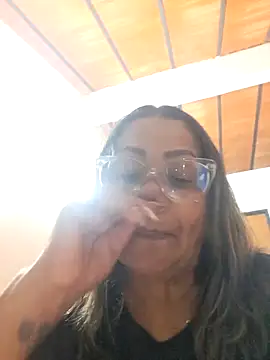 Snapshot of Vickysweeeettt chatting on 06-19-26, 02:06 Vickysweeeettt online show from 06-19-26, 02:06