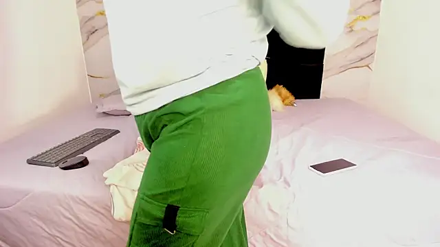 Vickysweeeettt online show from 09-27-25, 07:42