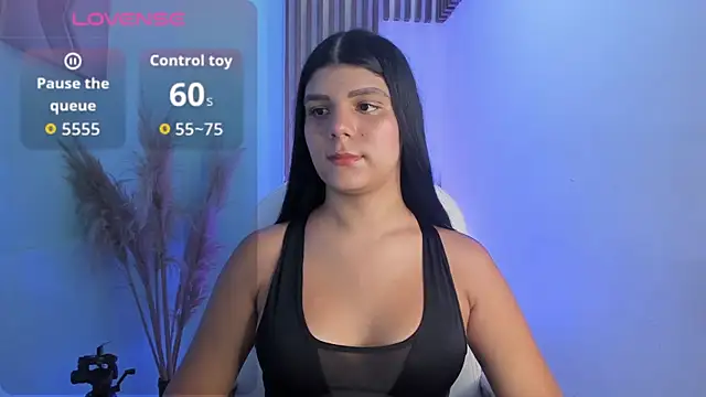 PauliinaBelle  online show from 10-31-25, 01:19