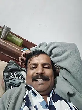 vardh033 online show from 11-10-25, 09:36