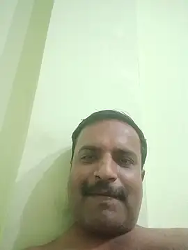vardh033 online show from 09-29-25, 12:44
