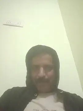 vardh033 online show from 10-28-25, 06:45