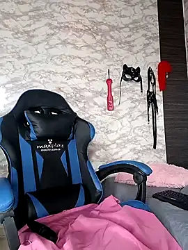 AlisSon  hot online show from 10-04-25, 07:15