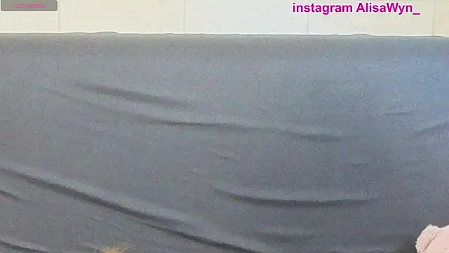 AlisaWyn online show from 09-20-25, 10:09