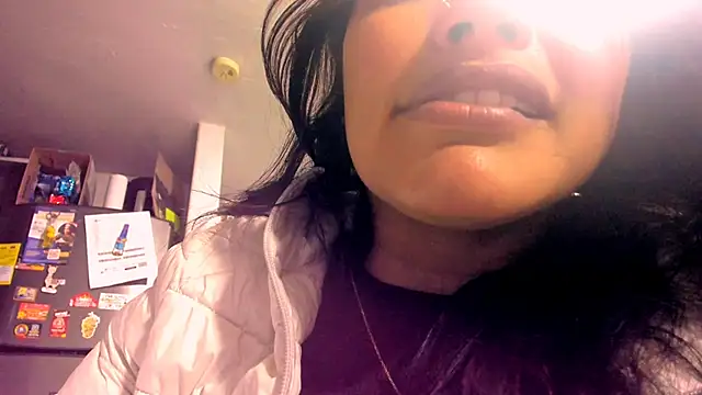 scarletr red online show from 09-26-25, 11:00