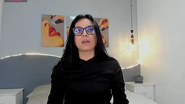 Snapshot of Sara_mora_ chatting on 06-12-26, 01:09 Sara mora online show from 06-12-26, 01:09