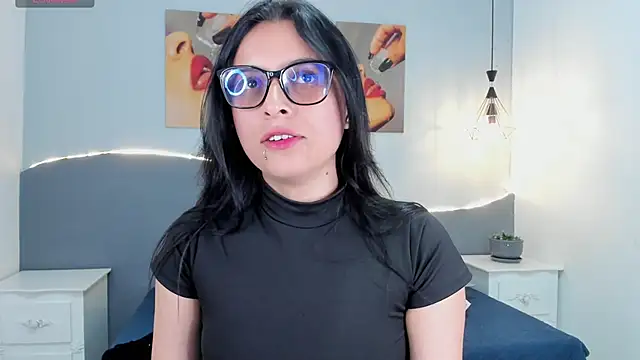Snapshot of Sara_mora_ chatting on 06-11-26, 07:11 Sara mora online show from 06-11-26, 07:11