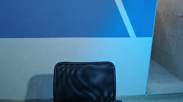 veronica em1 online show from 10-13-25, 05:47