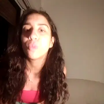 Snapshot of Souphicherry chatting on 10-24-25, 04:44 Souphicherry online show from 10-24-25, 04:44