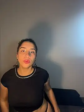 Souphicherry online show from 04-16-26, 01:50