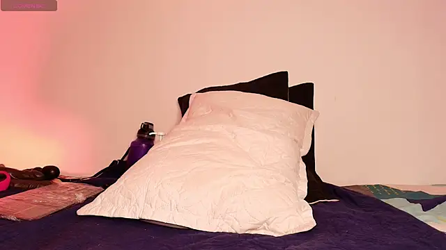  alanarosse  online show from 11-02-25, 03:11