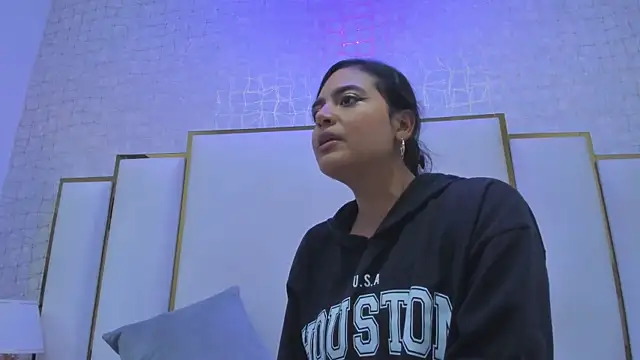 thalia888  online show from 02-17-26, 07:55