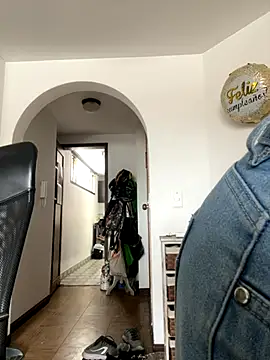 MiaCollinssx online show from 09-17-25, 04:53