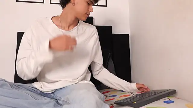 alexmark  online show from 03-05-26, 03:30