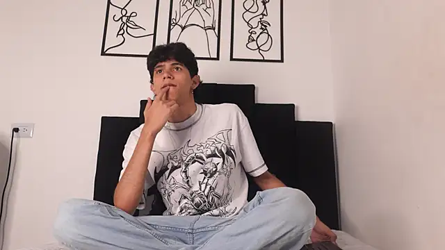 alexmark  online show from 02-20-26, 04:31