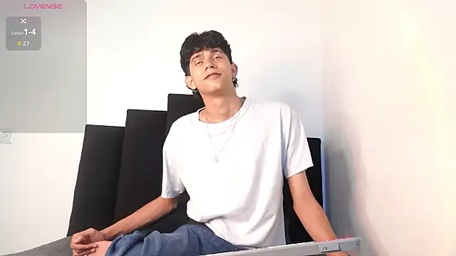 alexmark  online show from 12-03-25, 07:13