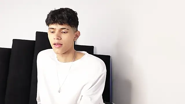 alexmark  online show from 09-30-25, 05:19