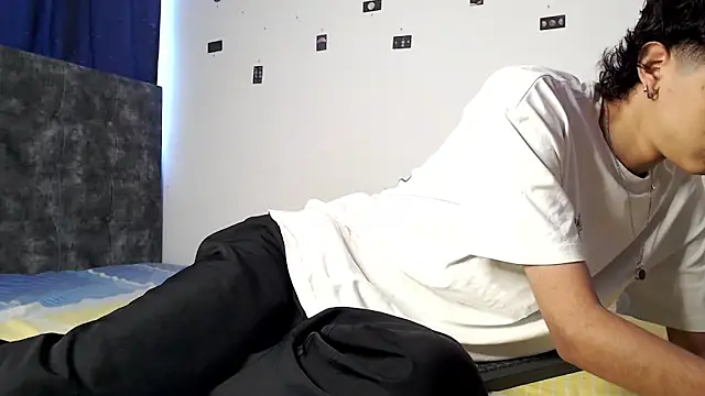 alexmark  online show from 04-16-26, 05:03