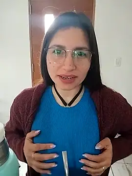 LolatuMiel online show from 11-20-25, 01:23