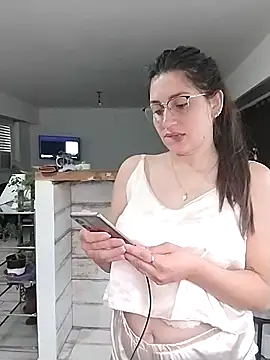 LolatuMiel online show from 01-15-26, 11:57