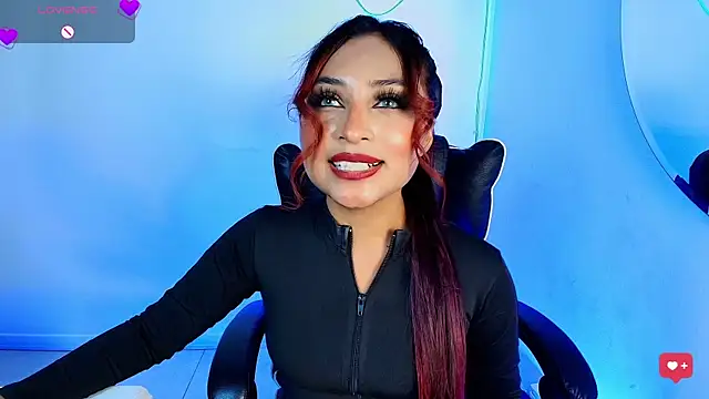 Snapshot of Naiaa_Cruz chatting on 05-21-26, 07:44 Naiaa Cruz online show from 05-21-26, 07:44