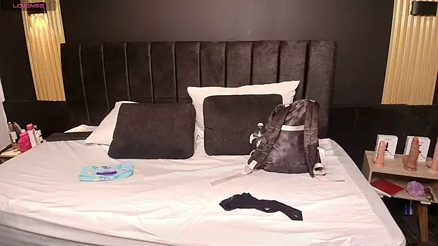 SexyRachel  online show from 10-01-25, 11:58