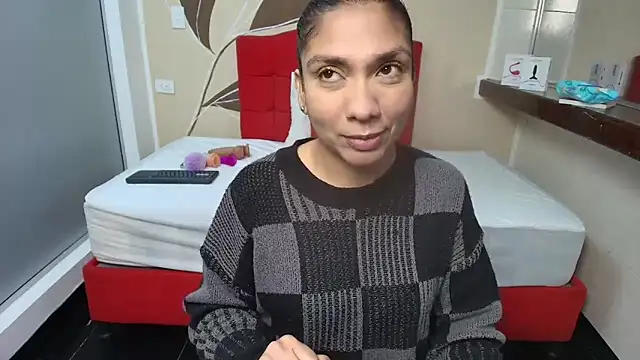 SexyRachel  online show from 09-10-25, 12:15