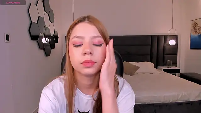 TiffannySins online show from 02-28-26, 03:06