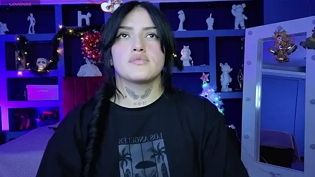 sari belle online show from 12-19-25, 08:55