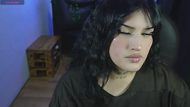 Snapshot of sari_belle chatting on 05-23-26, 03:16 sari belle online show from 05-23-26, 03:16