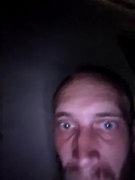 Snapshot of Leshok chatting on 10-30-25, 03:16 Leshok online show from 10-30-25, 03:16