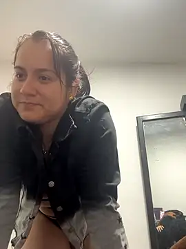 Snapshot of Leonis_0 chatting on 10-15-25, 03:16 Leonis 0 online show from 10-15-25, 03:16