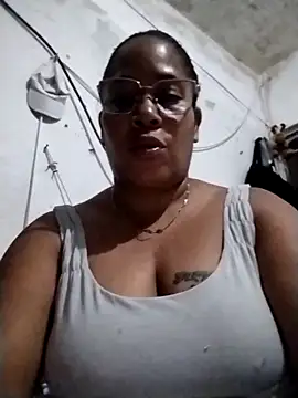 Big ass submissive online show from 10-26-25, 02:23