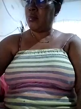 Big ass submissive online show from 10-04-25, 01:01