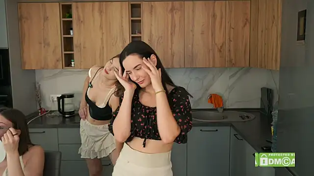 Anny Molly online show from 10-06-25, 05:30