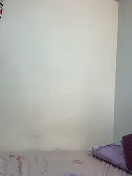 evelyn 1702 online show from 10-19-25, 06:21