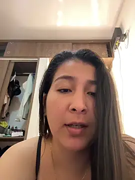 evelyn 1702 online show from 04-23-26, 10:22