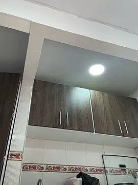 evelyn 1702 online show from 12-05-25, 09:01