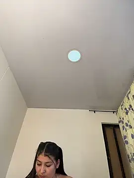 evelyn 1702 online show from 02-18-26, 09:11