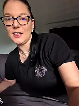 Swiss Lady online show from 10-08-25, 04:29